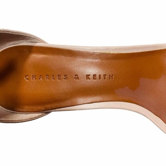 Charles & Keith Open Toe Pink Heels with Gold Heel - Picture 9 of 12